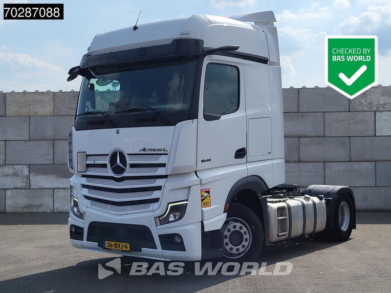 Mercedes-Benz Actros L 1845 4X2 NL-Truck 2xTanks MirrorCam LED Navi PPC Euro 6 - Tracteur routier: photos 1 Mercedes-Benz Actros L 1845 4X2 NL-Truck 2xTanks MirrorCam LED Navi PPC Euro 6 - Tracteur routier: photos 1