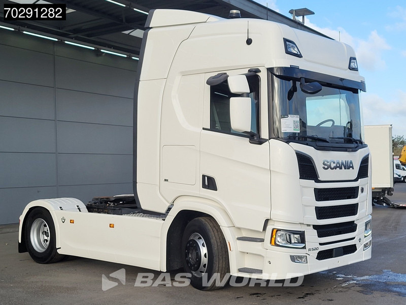 Scania R520 4X2 Low Mileage! Retarder Leder ACC Navi LED Euro 6 - Tracteur routier: photos 3 Scania R520 4X2 Low Mileage! Retarder Leder ACC Navi LED Euro 6 - Tracteur routier: photos 3
