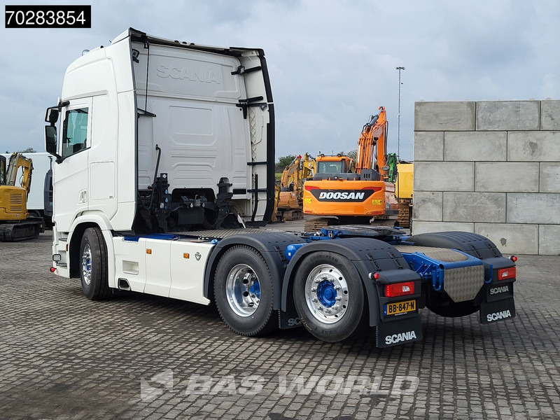 Scania R580 6X2 New-APK! Retarder Liftachse ACC LED Navi Euro 6 - Tracteur routier: photos 2 Scania R580 6X2 New-APK! Retarder Liftachse ACC LED Navi Euro 6 - Tracteur routier: photos 2