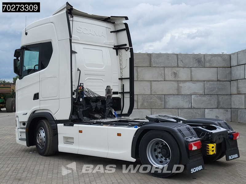 Scania S460 4X2 NEW! Retarder 2x Tanks ACC Navi Standklima - Tracteur routier: photos 2 Scania S460 4X2 NEW! Retarder 2x Tanks ACC Navi Standklima - Tracteur routier: photos 2