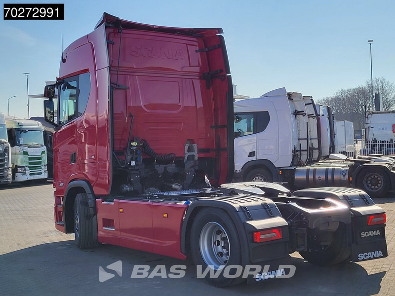 Scania S500 4X2 NEW! Retarder 2xTanks LED ACC Standklima Euro 6 - Tracteur routier: photos 2 Scania S500 4X2 NEW! Retarder 2xTanks LED ACC Standklima Euro 6 - Tracteur routier: photos 2