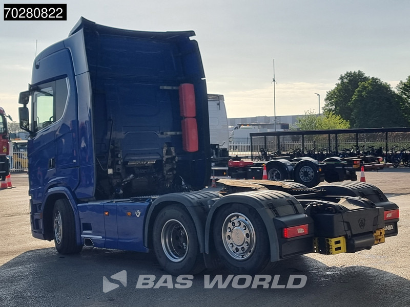Scania S520 6X2 Retarder 2x Tanks Liftachse Navi LED - Tracteur routier: photos 2 Scania S520 6X2 Retarder 2x Tanks Liftachse Navi LED - Tracteur routier: photos 2