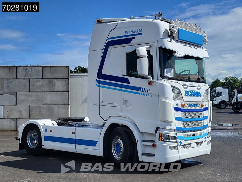 Scania S520 890 4X2 Full-Air Retarder 2x Tanks Leather Alcoa's - Tracteur routier: photos 3 Scania S520 890 4X2 Full-Air Retarder 2x Tanks Leather Alcoa's - Tracteur routier: photos 3