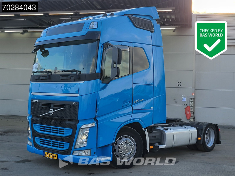 Volvo FH 420 4X2 NL-Truck Mega 2x Tanks VEB+ Xenon - Tracteur routier: photos 1 Volvo FH 420 4X2 NL-Truck Mega 2x Tanks VEB+ Xenon - Tracteur routier: photos 1