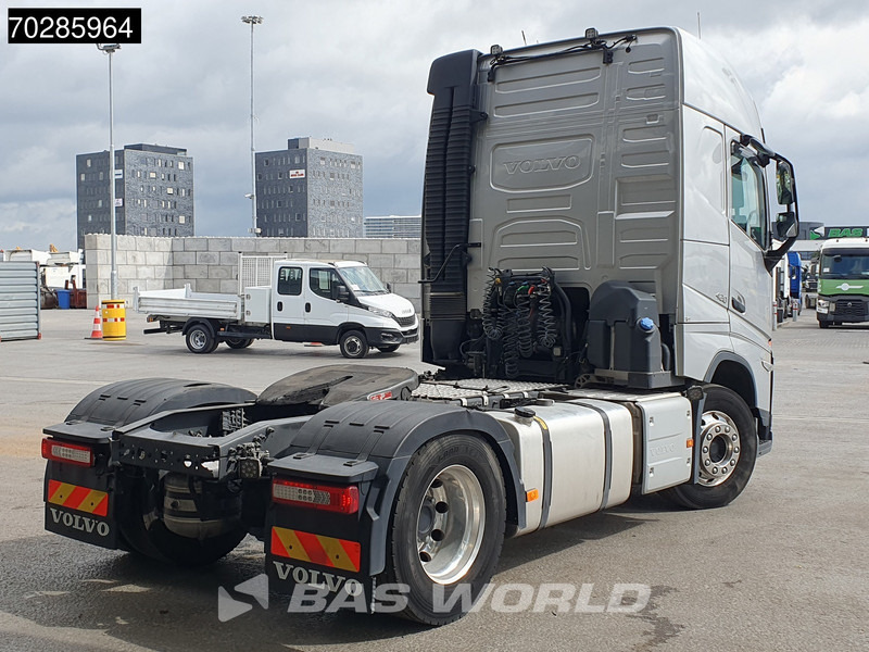 Volvo FH 420 FH 4X2 Globetrotter Alcoa LED ACC Euro 6 - Tracteur routier: photos 5 Volvo FH 420 FH 4X2 Globetrotter Alcoa LED ACC Euro 6 - Tracteur routier: photos 5