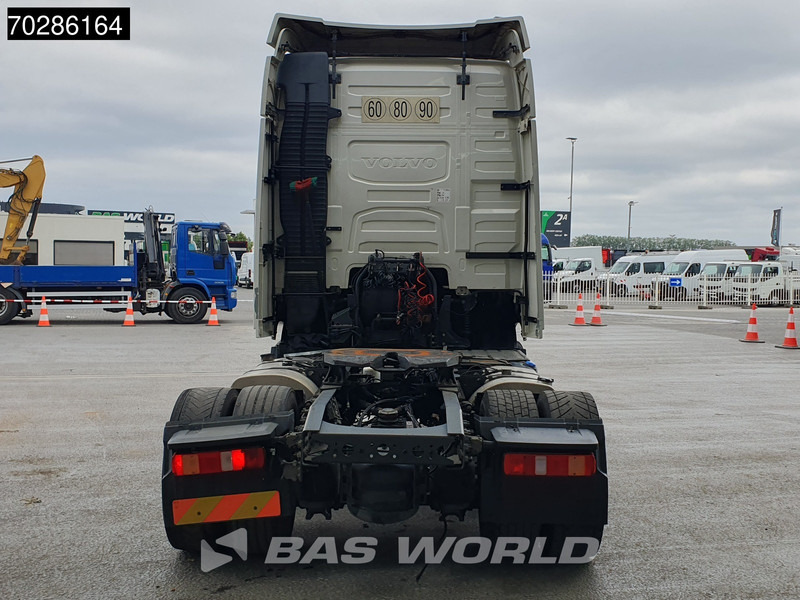 Volvo FH 500 4X2 2x Tanks VEB+ Standklima Euro 6 - Tracteur routier: photos 3 Volvo FH 500 4X2 2x Tanks VEB+ Standklima Euro 6 - Tracteur routier: photos 3