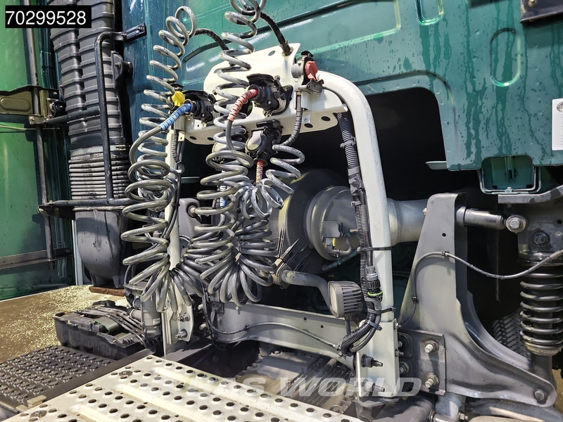 Volvo FH 500 4X2 XL TC ADR 2xTanks I-ParkCool Navi LED ACC Euro 6 - Tracteur routier: photos 5 Volvo FH 500 4X2 XL TC ADR 2xTanks I-ParkCool Navi LED ACC Euro 6 - Tracteur routier: photos 5