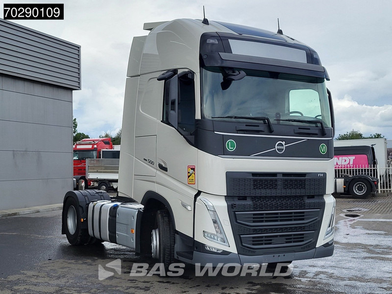Volvo FH 500 4X2 XL VEB+ 2xTanks Navi LED ACC Euro 6 - Tracteur routier: photos 3 Volvo FH 500 4X2 XL VEB+ 2xTanks Navi LED ACC Euro 6 - Tracteur routier: photos 3