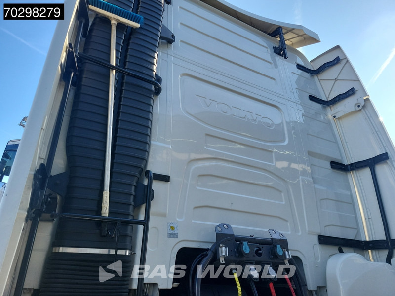 Volvo FH 540 4X2 XL Retarder 2xTanks Xenon Euro 6 - Tracteur routier: photos 3 Volvo FH 540 4X2 XL Retarder 2xTanks Xenon Euro 6 - Tracteur routier: photos 3