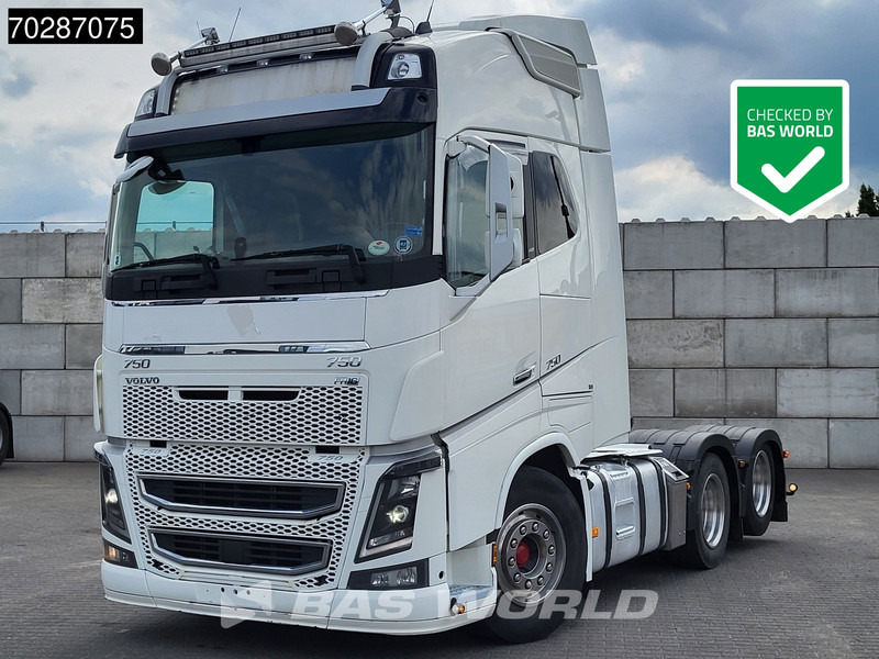 Volvo FH16 750 FH16 6X4 Retarder Liftachse Full-Air Xenon Euro 6 - Tracteur routier: photos 1 Volvo FH16 750 FH16 6X4 Retarder Liftachse Full-Air Xenon Euro 6 - Tracteur routier: photos 1