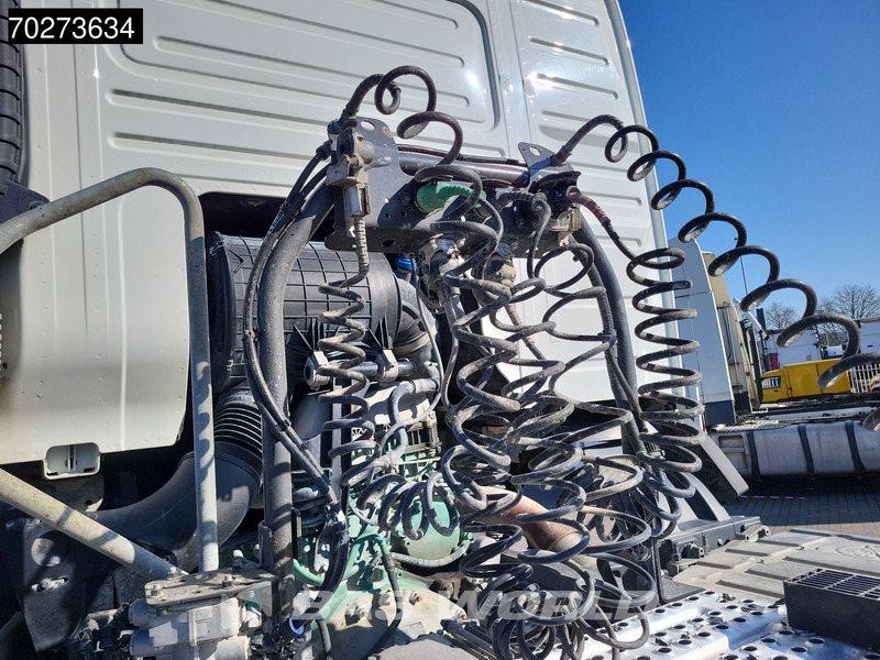 Volvo FMX 420 4X4 4x4 Allrad Big-Axle Drumbrakes Hydraulik - Tracteur routier: photos 3 Volvo FMX 420 4X4 4x4 Allrad Big-Axle Drumbrakes Hydraulik - Tracteur routier: photos 3