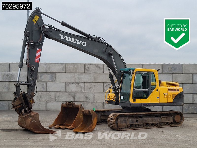 Volvo EC210 BLC 3 BUCKETS - Pelle sur chenille: photos 1 Volvo EC210 BLC 3 BUCKETS - Pelle sur chenille: photos 1