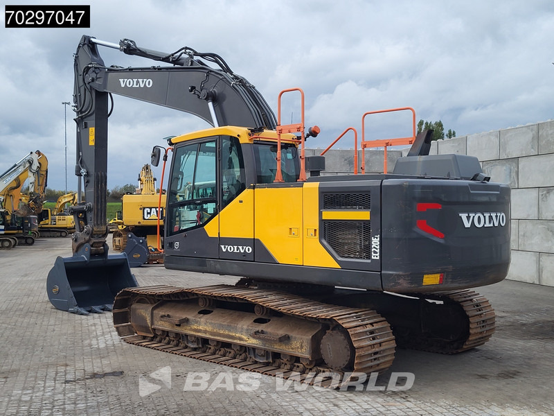 Volvo EC220 E L - Pelle sur chenille: photos 2 Volvo EC220 E L - Pelle sur chenille: photos 2