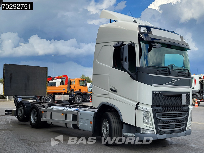 Volvo FH 460 FH 6X2 2000kg Ladebordwand Xenon DynamicSteering Automatic ACC Euro 6 - Châssis cabine: photos 3 Volvo FH 460 FH 6X2 2000kg Ladebordwand Xenon DynamicSteering Automatic ACC Euro 6 - Châssis cabine: photos 3