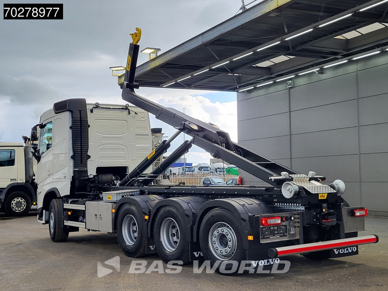 Volvo FH 540 8X4 NEW! HYVA 30-62 Heavy-Duty Lift-Steering Axle Retarder Euro 6 - Camion ampliroll: photos 2 Volvo FH 540 8X4 NEW! HYVA 30-62 Heavy-Duty Lift-Steering Axle Retarder Euro 6 - Camion ampliroll: photos 2