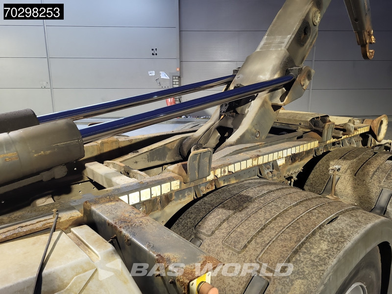 Volvo FM 370 6X2 21t Hooklift Lift Axle Automatic Euro 5 - Camion ampliroll: photos 3 Volvo FM 370 6X2 21t Hooklift Lift Axle Automatic Euro 5 - Camion ampliroll: photos 3
