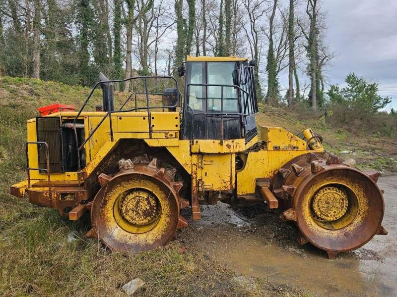 Compacteur à pieds de mouton/ Monocylindre Caterpillar 826GII: photos 14