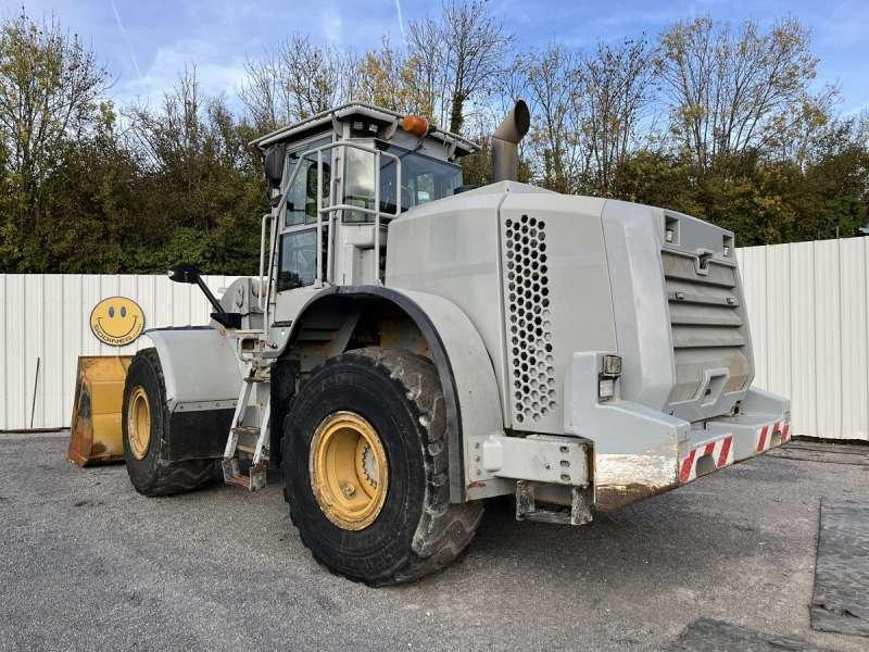 Caterpillar 962K - Chargeuse sur pneus: photos 4 Caterpillar 962K - Chargeuse sur pneus: photos 4