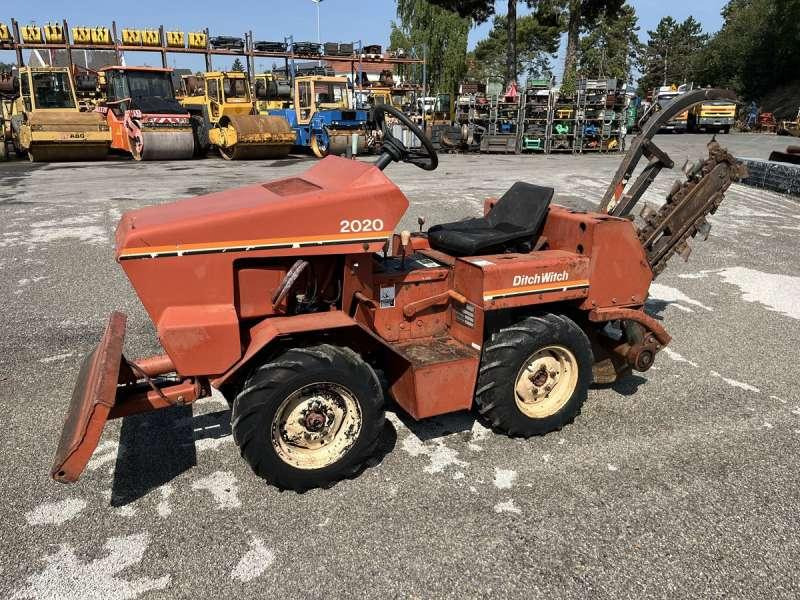 DITCH WITCH 2020K - Trancheuse: photos 3 DITCH WITCH 2020K - Trancheuse: photos 3