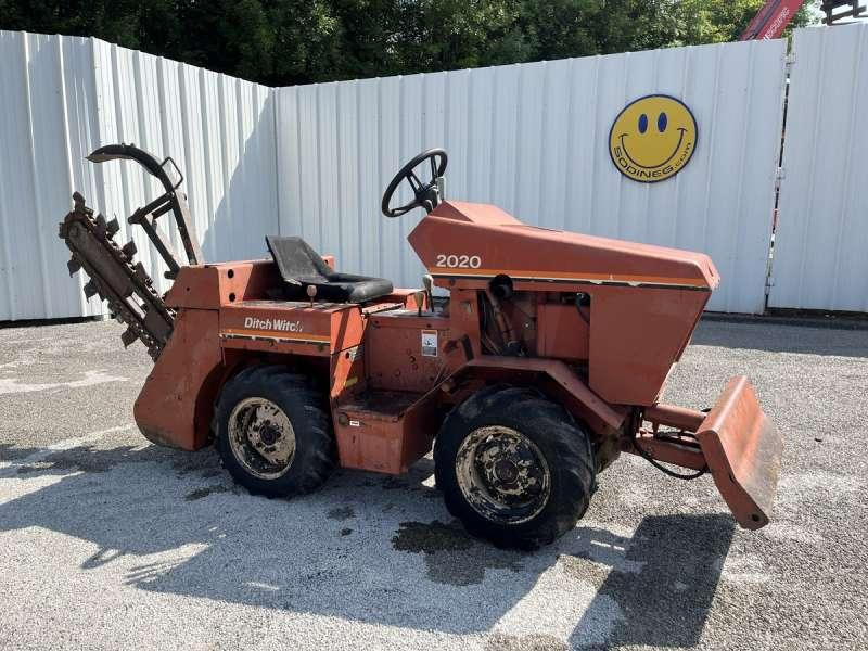 DITCH WITCH 2020K - Trancheuse: photos 1 DITCH WITCH 2020K - Trancheuse: photos 1