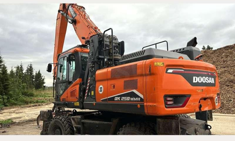 Doosan DX250WMH-7 - Pelle sur pneus: photos 3 Doosan DX250WMH-7 - Pelle sur pneus: photos 3