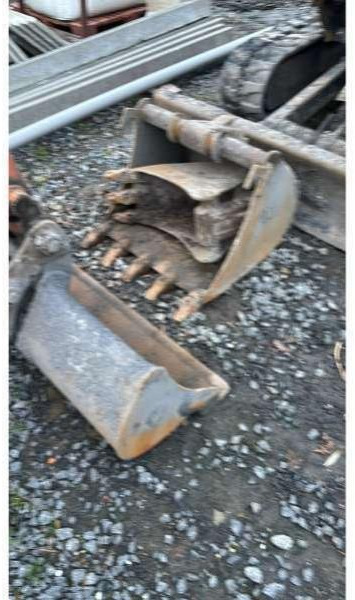 Hitachi ZX33U-3 CLR - Mini pelle: photos 4 Hitachi ZX33U-3 CLR - Mini pelle: photos 4