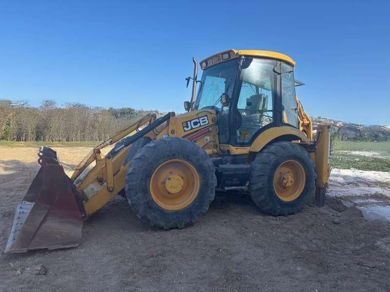 Jcb 4CX - Tractopelle: photos 1 Jcb 4CX - Tractopelle: photos 1