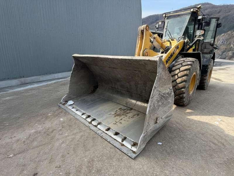 Komatsu Chargeur sur Pneus WA320-7 - Chargeuse sur pneus: photos 5 Komatsu Chargeur sur Pneus WA320-7 - Chargeuse sur pneus: photos 5