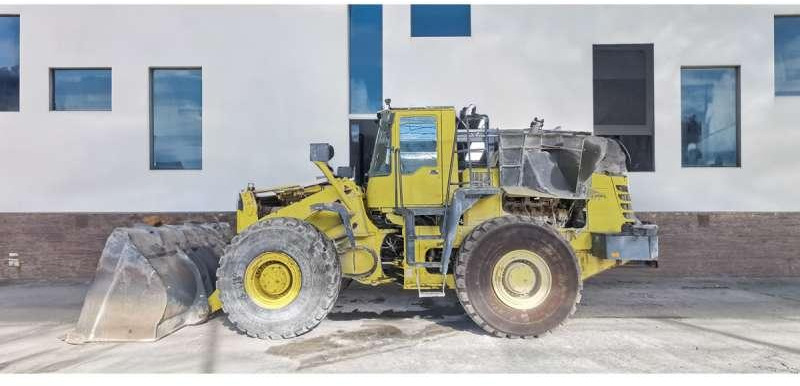 Komatsu Chargeur sur Pneus WA470-3 - Chargeuse sur pneus: photos 1 Komatsu Chargeur sur Pneus WA470-3 - Chargeuse sur pneus: photos 1
