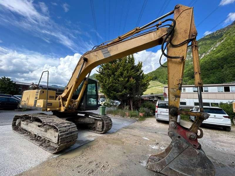 Komatsu PC180LC-6K MACHINE SUISSE - Pelle sur chenille: photos 4 Komatsu PC180LC-6K MACHINE SUISSE - Pelle sur chenille: photos 4