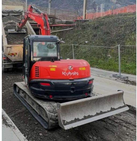 Kubota KX080-4A - Pelle sur chenille: photos 3 Kubota KX080-4A - Pelle sur chenille: photos 3