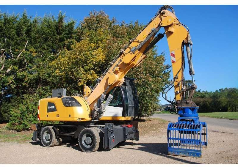 Liebherr Pelle Industrie LH22M LITRONIC - Pelle de manutention: photos 2 Liebherr Pelle Industrie LH22M LITRONIC - Pelle de manutention: photos 2