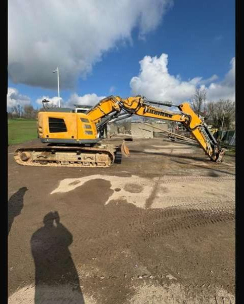 Liebherr Pelle sur Chenilles R926 COMPACT - Pelle sur chenille: photos 3 Liebherr Pelle sur Chenilles R926 COMPACT - Pelle sur chenille: photos 3