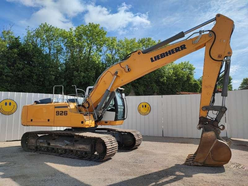 Liebherr R 926 - Pelle sur chenille: photos 1 Liebherr R 926 - Pelle sur chenille: photos 1