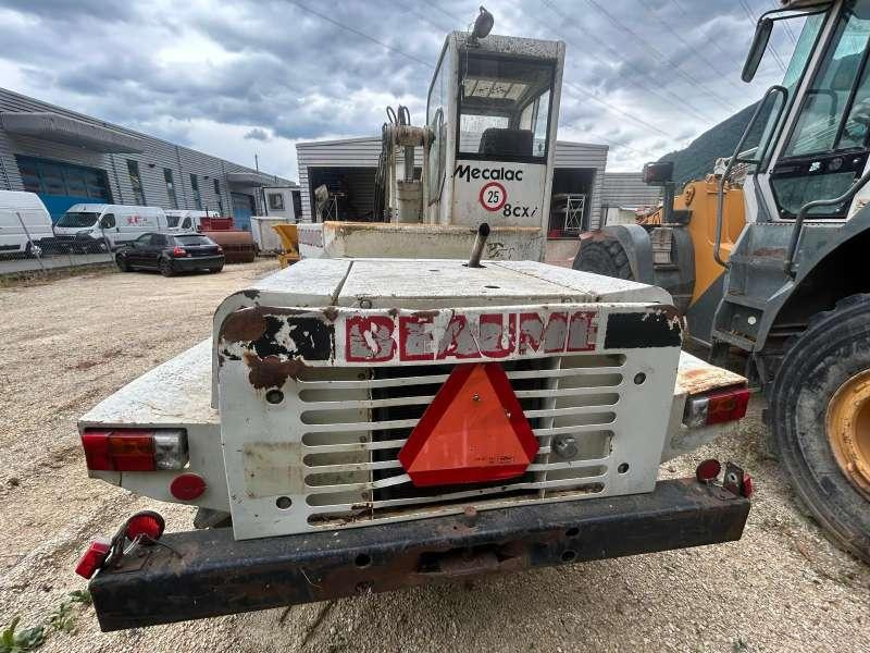 Pelle sur pneus Mecalac 8CXI: photos 10
