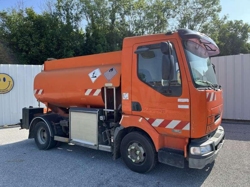 Renault MIDLUM 180 DCI - Camion citerne: photos 1 Renault MIDLUM 180 DCI - Camion citerne: photos 1