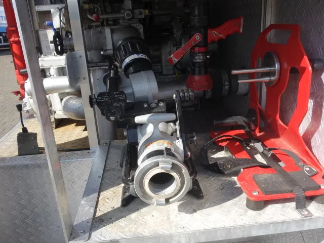 Camion de pompier MAN 15 224-with winch 2500liter tank manual gearbox ,ziegler pomp: photos 12 Camion de pompier MAN 15 224-with winch 2500liter tank manual gearbox ,ziegler pomp: photos 12