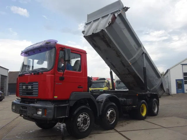 MAN FE 410 8x4 kipper,manual feulpomp,steel kipper - Camion benne: photos 1 MAN FE 410 8x4 kipper,manual feulpomp,steel kipper - Camion benne: photos 1
