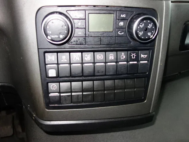 MAN TGM 18-290 - Châssis cabine: photos 4 MAN TGM 18-290 - Châssis cabine: photos 4