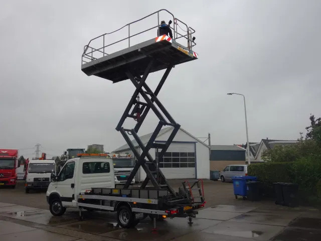 Iveco Daily 40C15 SKY WORKER PLATFORM 8 METER - Véhicule utilitaire: photos 5 Iveco Daily 40C15 SKY WORKER PLATFORM 8 METER - Véhicule utilitaire: photos 5