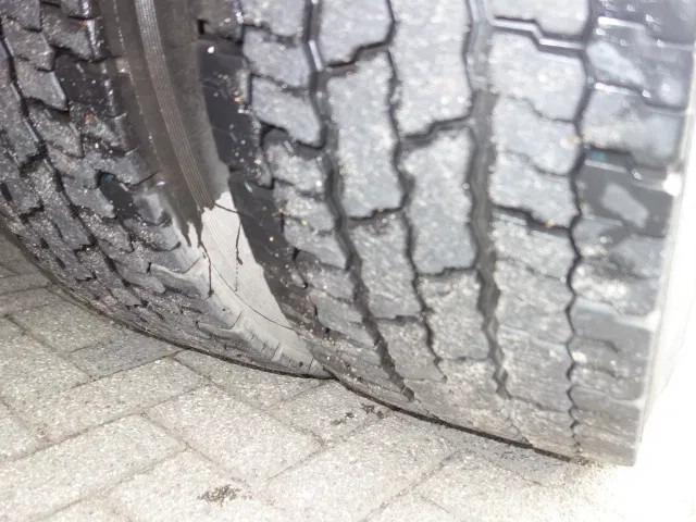 Camion citerne Volvo FM 12 18500liter tank,AIRCO,MANUAL GEARBOX: photos 6 Camion citerne Volvo FM 12 18500liter tank,AIRCO,MANUAL GEARBOX: photos 6