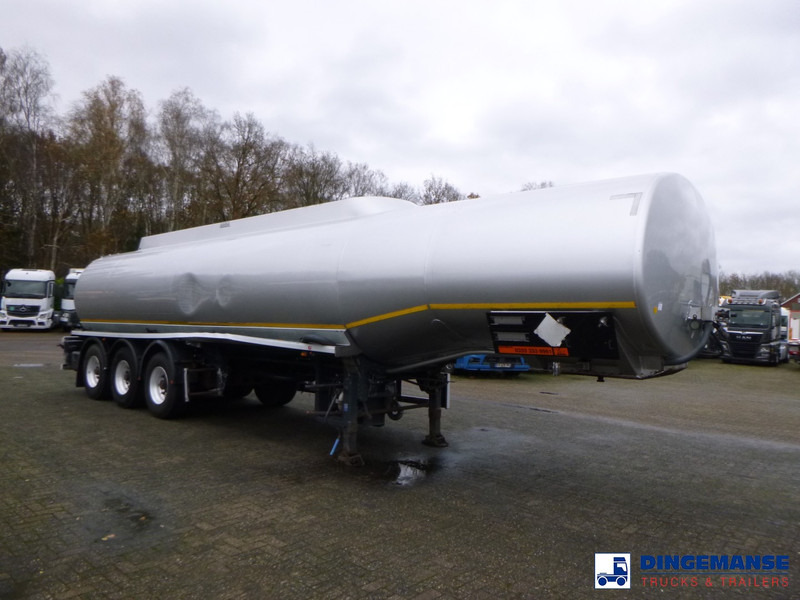 COBO Fuel tank alu 43.3 m3 / 1 comp + pump - Semi-remorque citerne: photos 2 COBO Fuel tank alu 43.3 m3 / 1 comp + pump - Semi-remorque citerne: photos 2