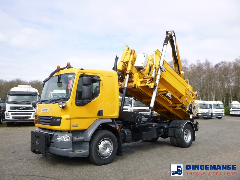 DAF LF 55.220 4x2 RHD Whale vacuum tank 7.5 m3 - Camion hydrocureur: photos 1 DAF LF 55.220 4x2 RHD Whale vacuum tank 7.5 m3 - Camion hydrocureur: photos 1