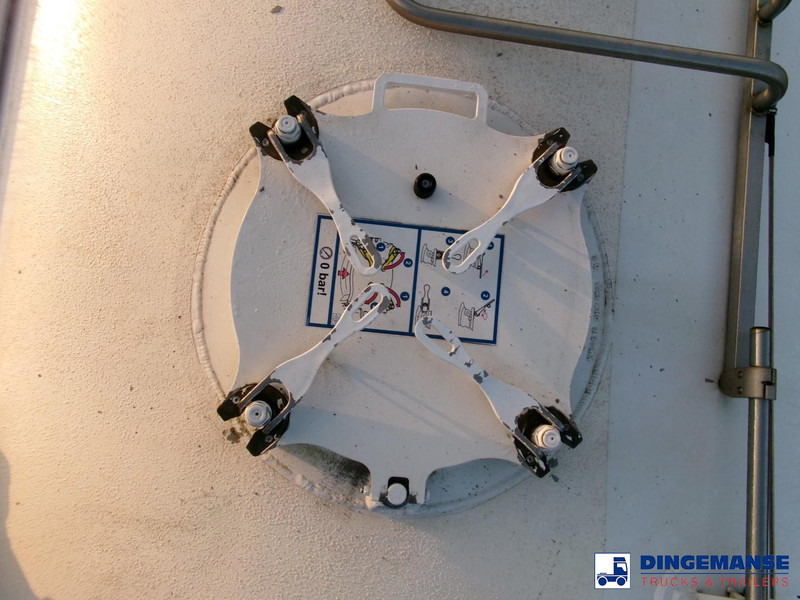 Semi-remorque citerne Feldbinder Powder tank alu alu 49 m3 / 1 comp: photos 19 Semi-remorque citerne Feldbinder Powder tank alu alu 49 m3 / 1 comp: photos 19