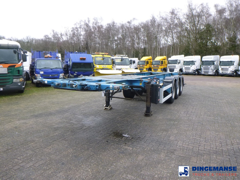 Fruehauf 3-axle container chassis 20, 30 ft - Semi-remorque porte-conteneur/ Caisse mobile: photos 1 Fruehauf 3-axle container chassis 20, 30 ft - Semi-remorque porte-conteneur/ Caisse mobile: photos 1
