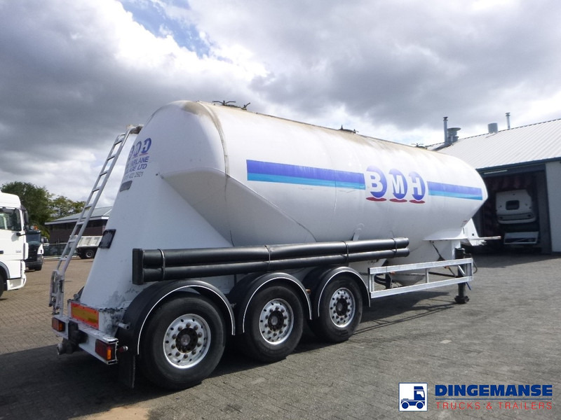 Heil / ZVVZ Powder tank alu 40 m3 / 1 comp - Semi-remorque citerne: photos 4 Heil / ZVVZ Powder tank alu 40 m3 / 1 comp - Semi-remorque citerne: photos 4
