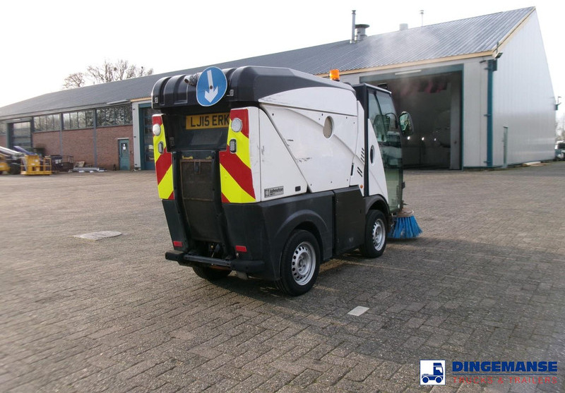 Johnston C101 street sweeper - Balayeuse de voirie: photos 4 Johnston C101 street sweeper - Balayeuse de voirie: photos 4