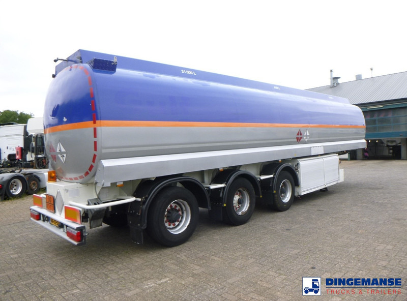 LAG Fuel tank alu 50.5 m3 / 3 comp + pump - Remorque citerne: photos 4 LAG Fuel tank alu 50.5 m3 / 3 comp + pump - Remorque citerne: photos 4