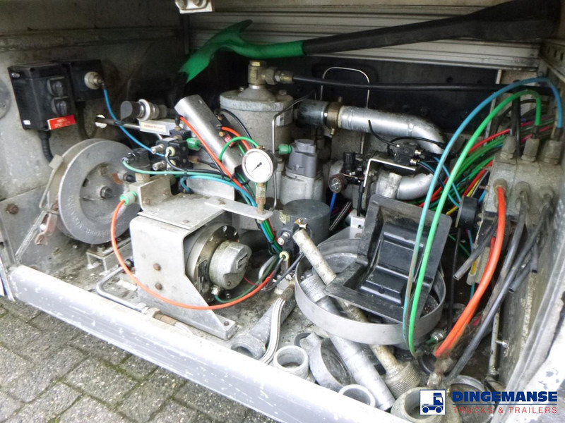 Camion citerne MAN TGS 26.320 6X2 RHD fuel tank 20 m3 / 4 comp: photos 17