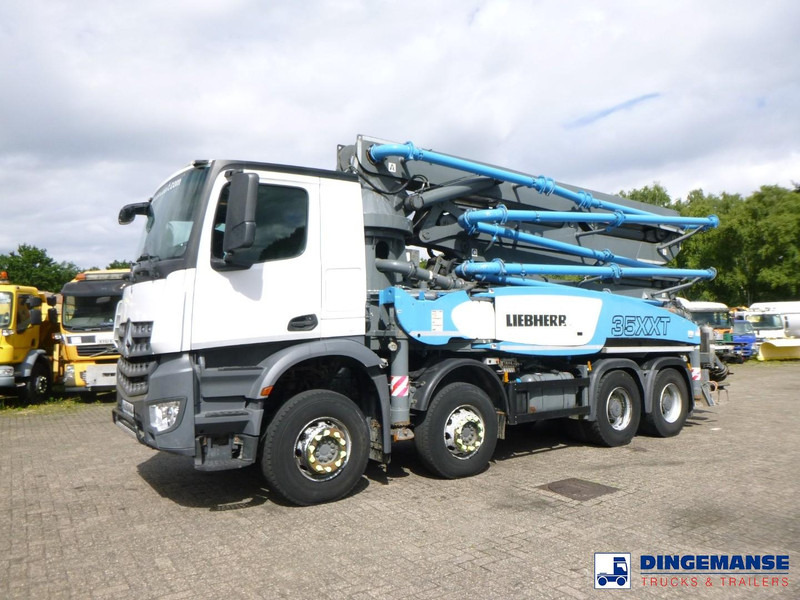 Mercedes-Benz Arocs 8x4 Liebherr 35 XXT concrete pump 35 m - Camion pompe: photos 1 Mercedes-Benz Arocs 8x4 Liebherr 35 XXT concrete pump 35 m - Camion pompe: photos 1